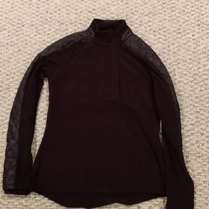 Athleta fleece and quilted 1/4 zip